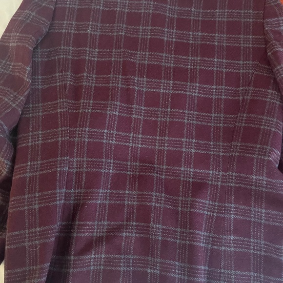 Beautiful Jacket - Picture 2 of 2